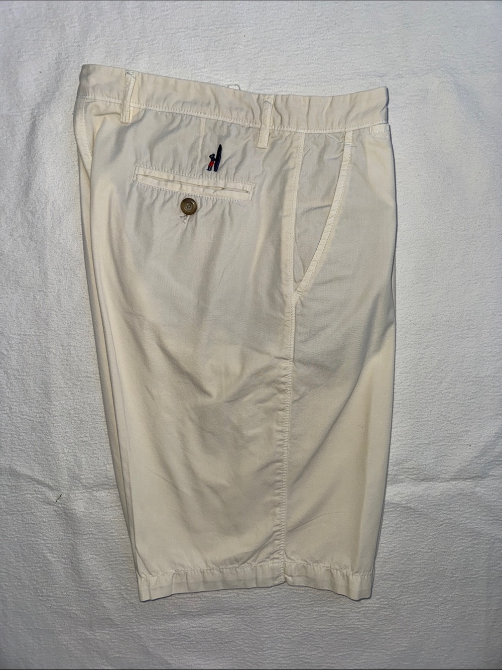 Johnnie O Men's Cream Casual Shorts with Embroidered Logo 34